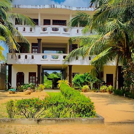 Asha Beach By Moonstone Hotel Tangalle Exterior photo