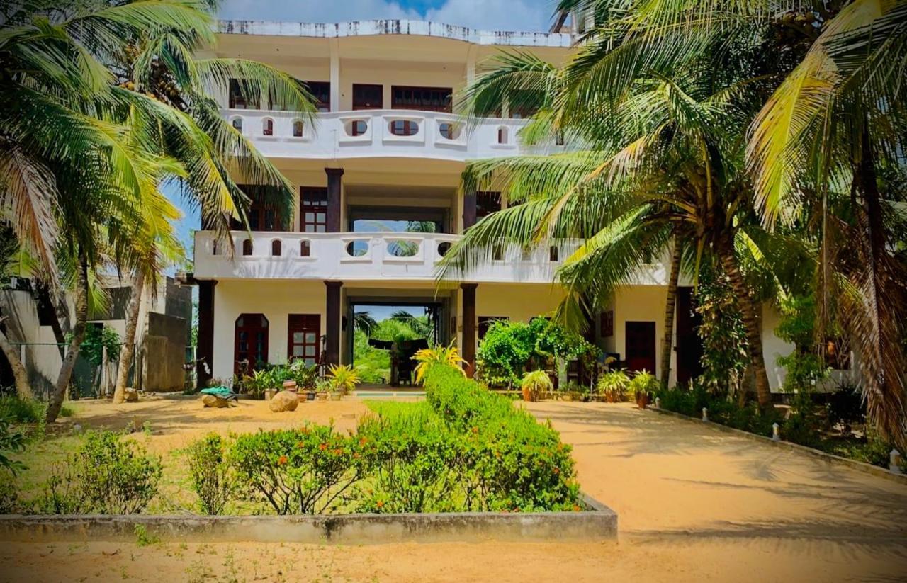 Asha Beach By Moonstone Hotel Tangalle Exterior photo